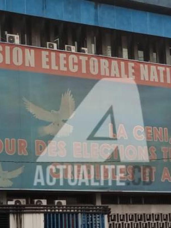 Siege-de-la-CENI.jpg