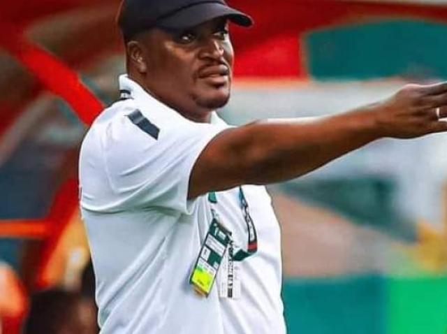 Kaba Diawara, sélectionneur de la Guinée 